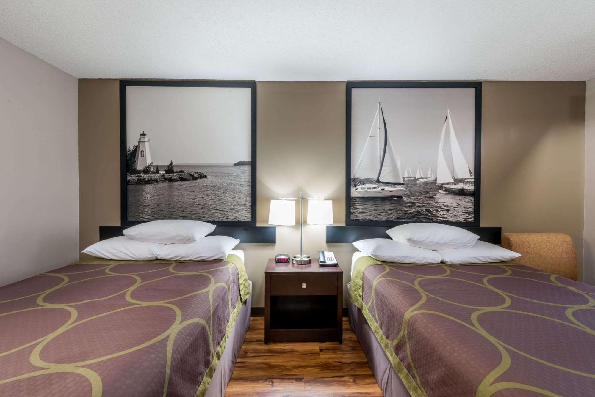 Double Room with Two Double Beds - Smoking