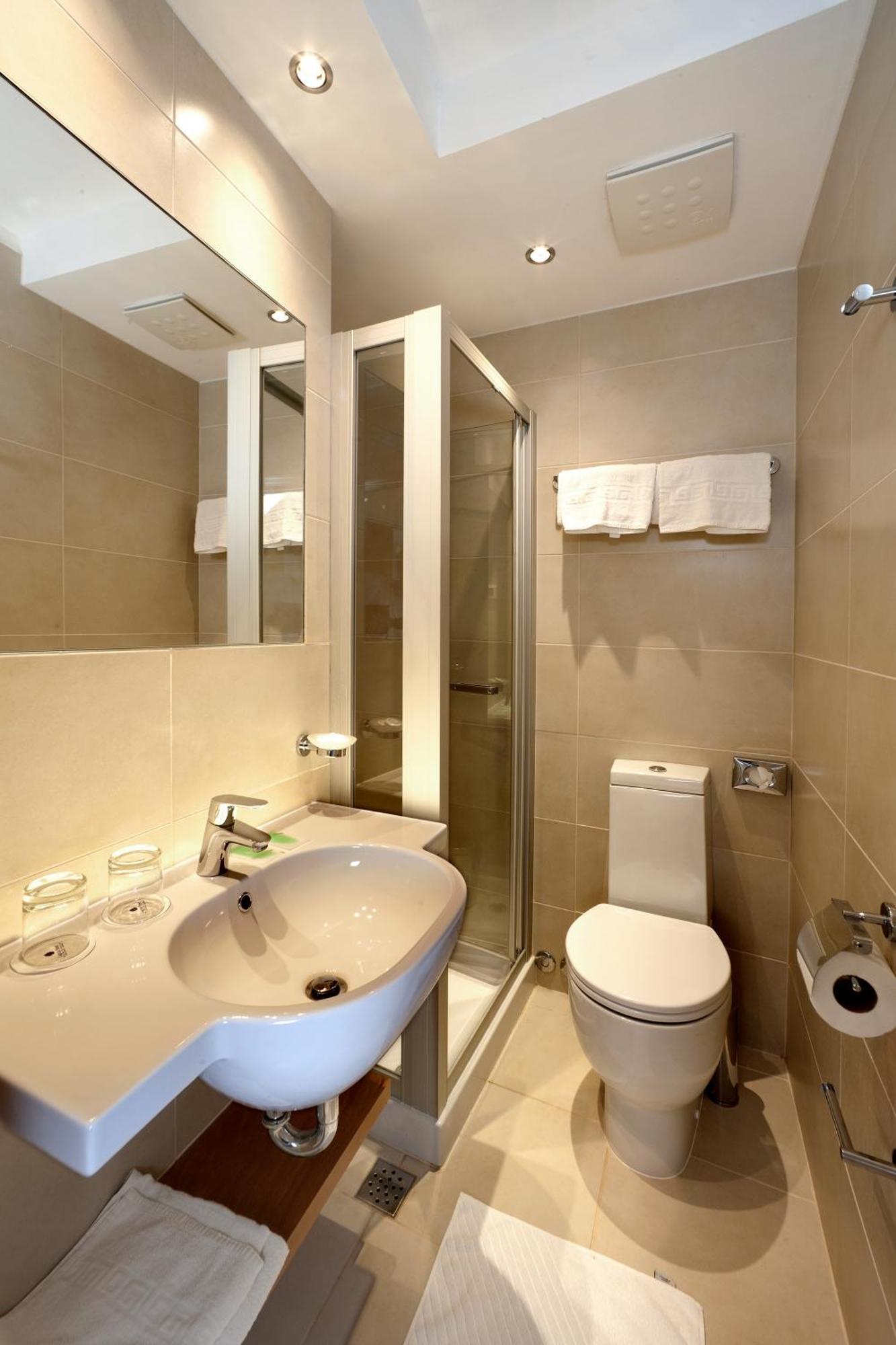 Classic Single Room with Balcony