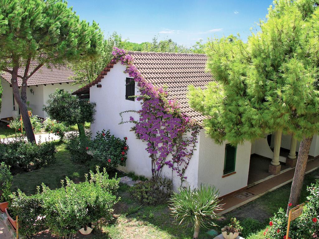 Cottage (2 Adults + 1 Child),688903863:JPEG