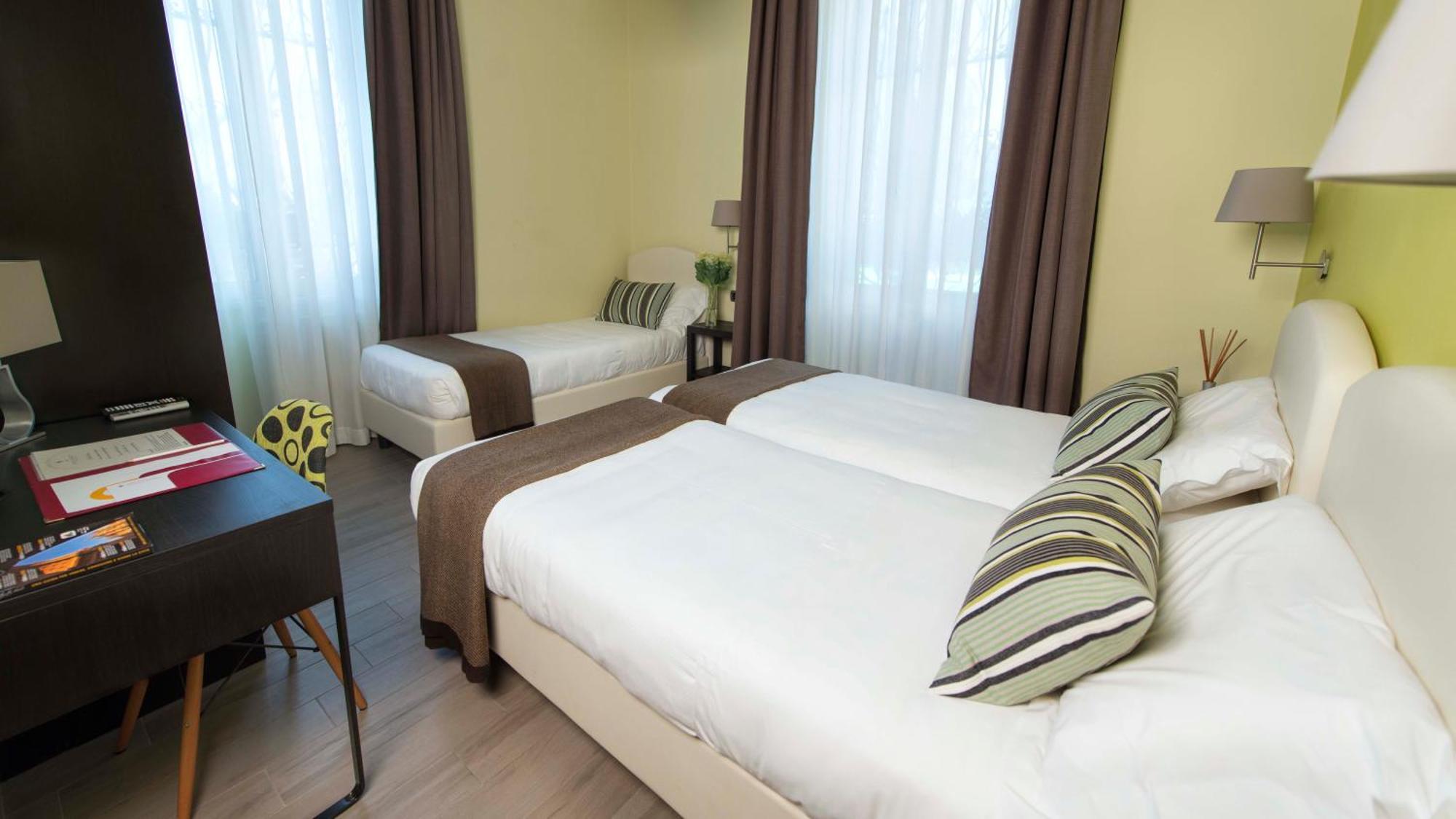 Triple Room,258164689:JPEG