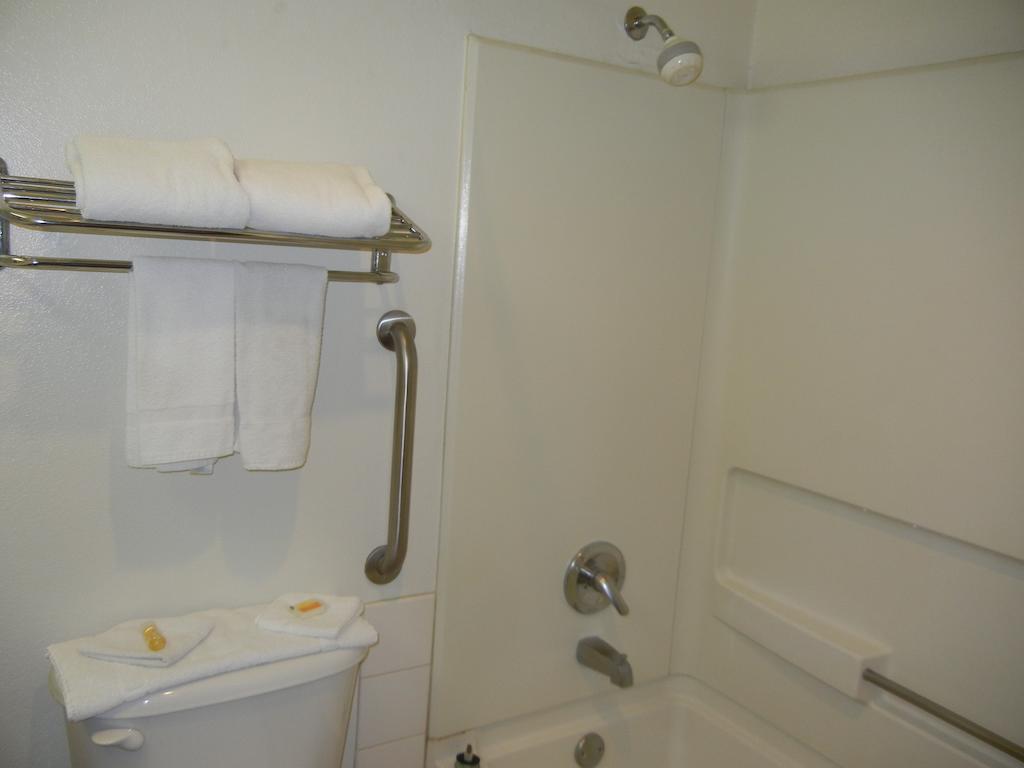 Chambre 2 Lits Queen-Size - Non-Fumeurs