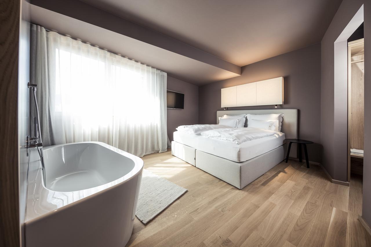 Superior Suite,695233674:JPEG