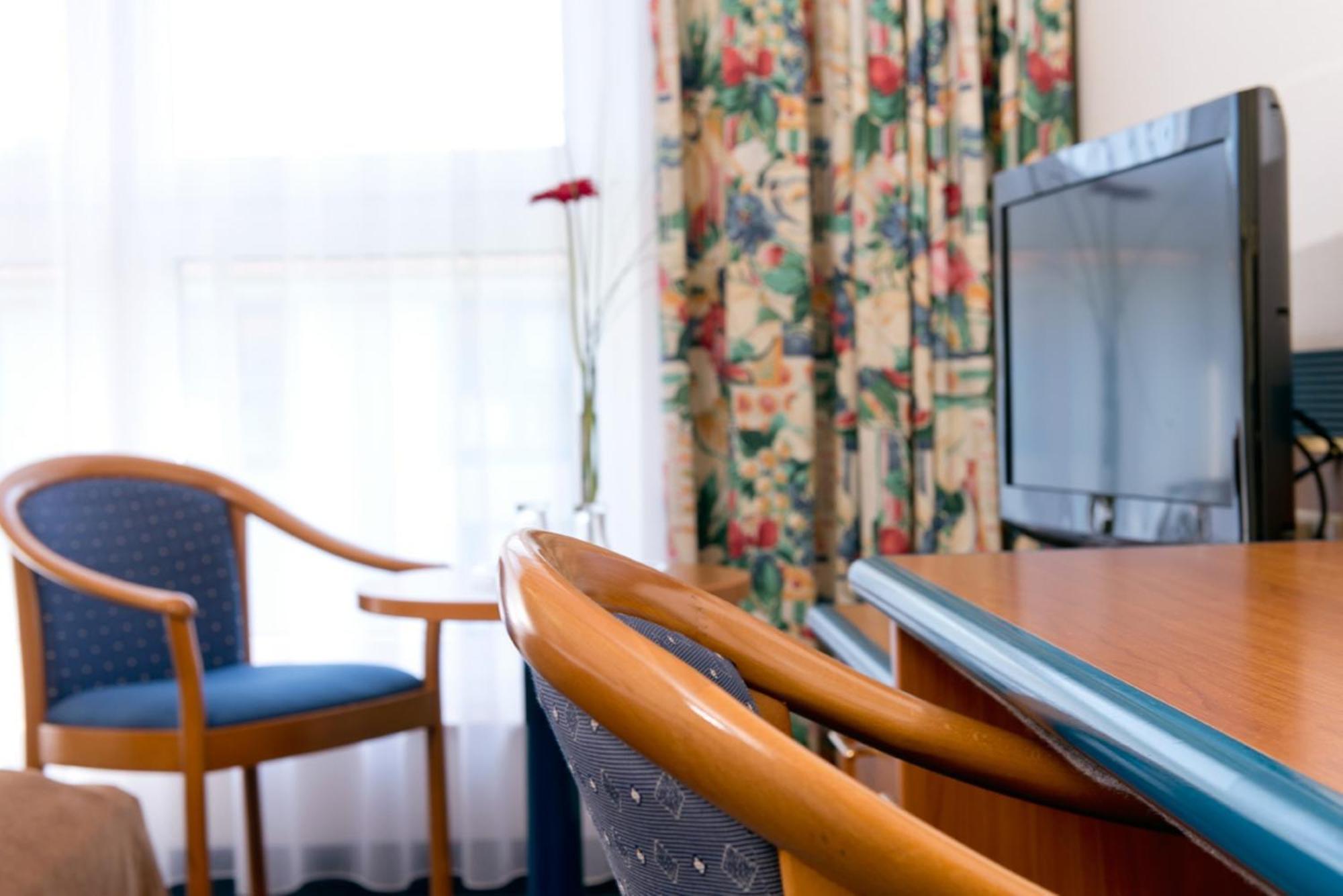 Standard Double Room,1621406738:JPEG