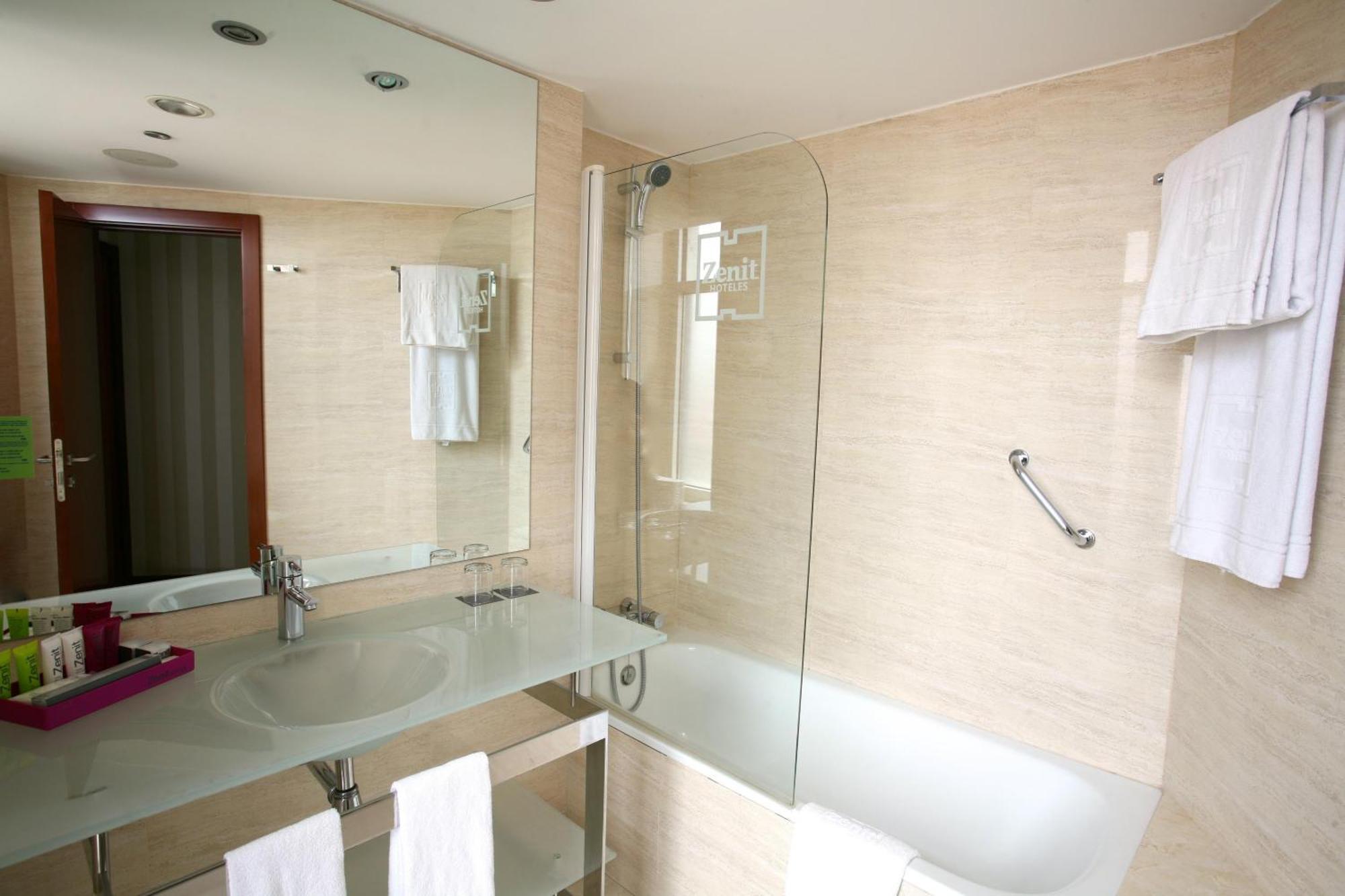 Habitación Familiar (3 adultos)