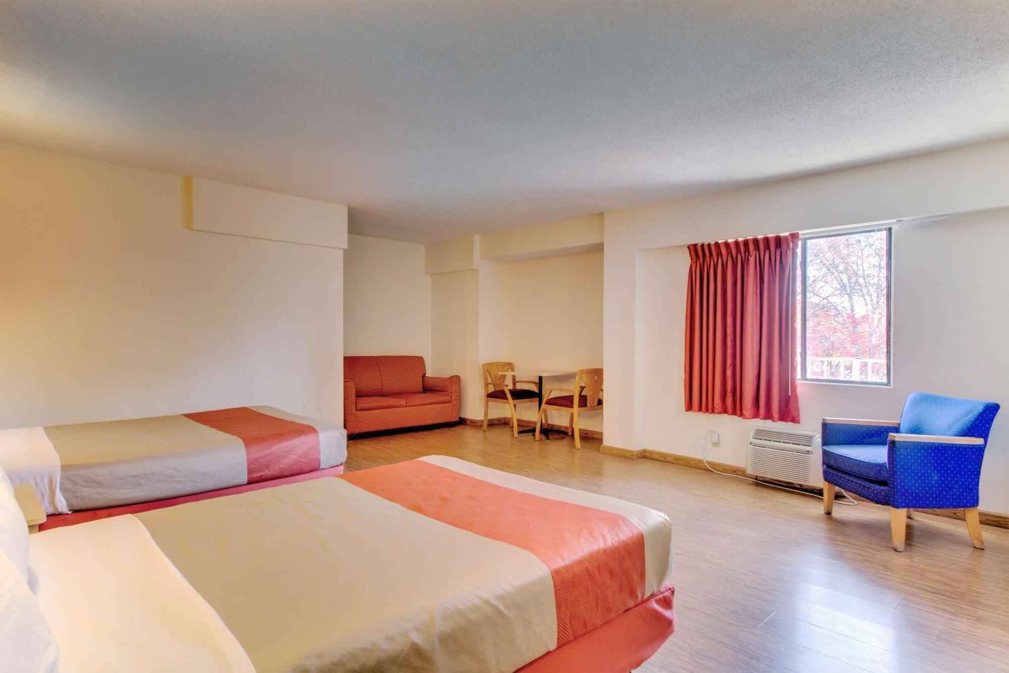 Quadruple Room Disability Access Non-Smoking,704209159:JPEG