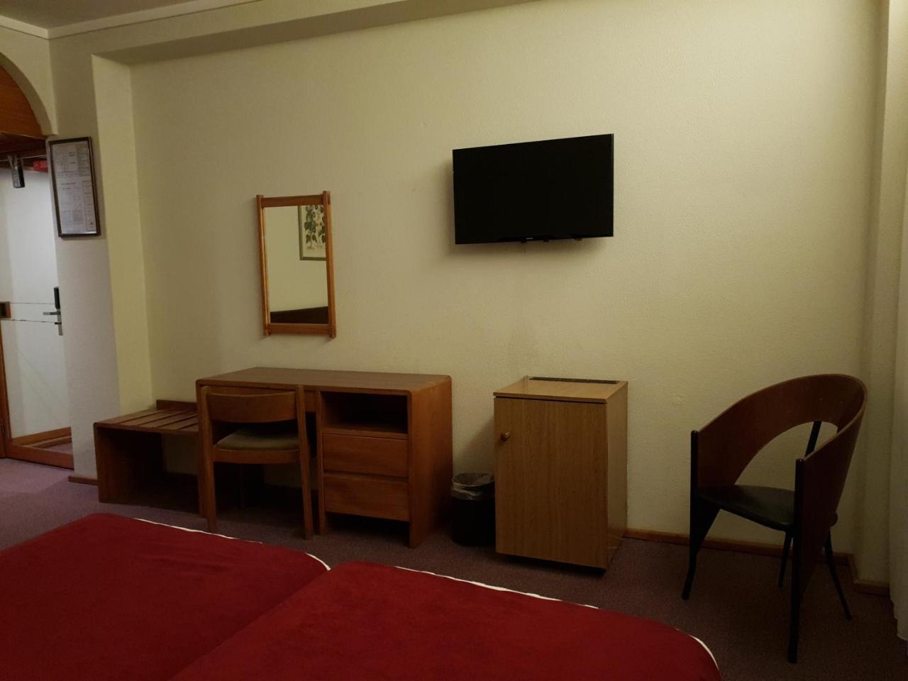 Quarto Twin