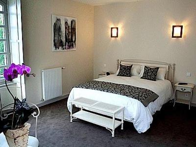 Triple Room with Side Sea View