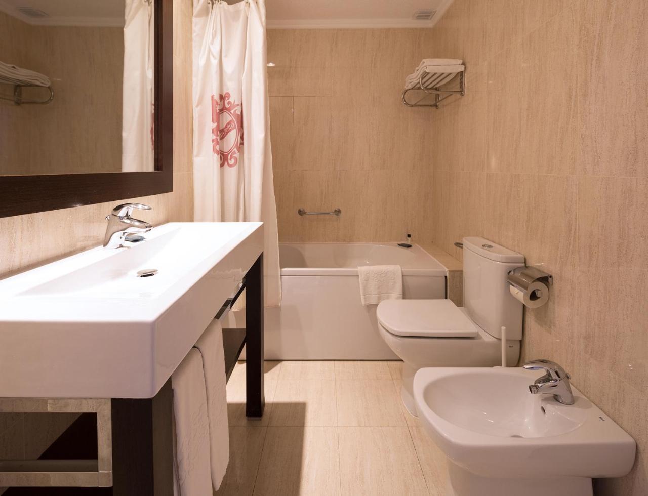 Apartamento com 1 Quarto e Vista Mar