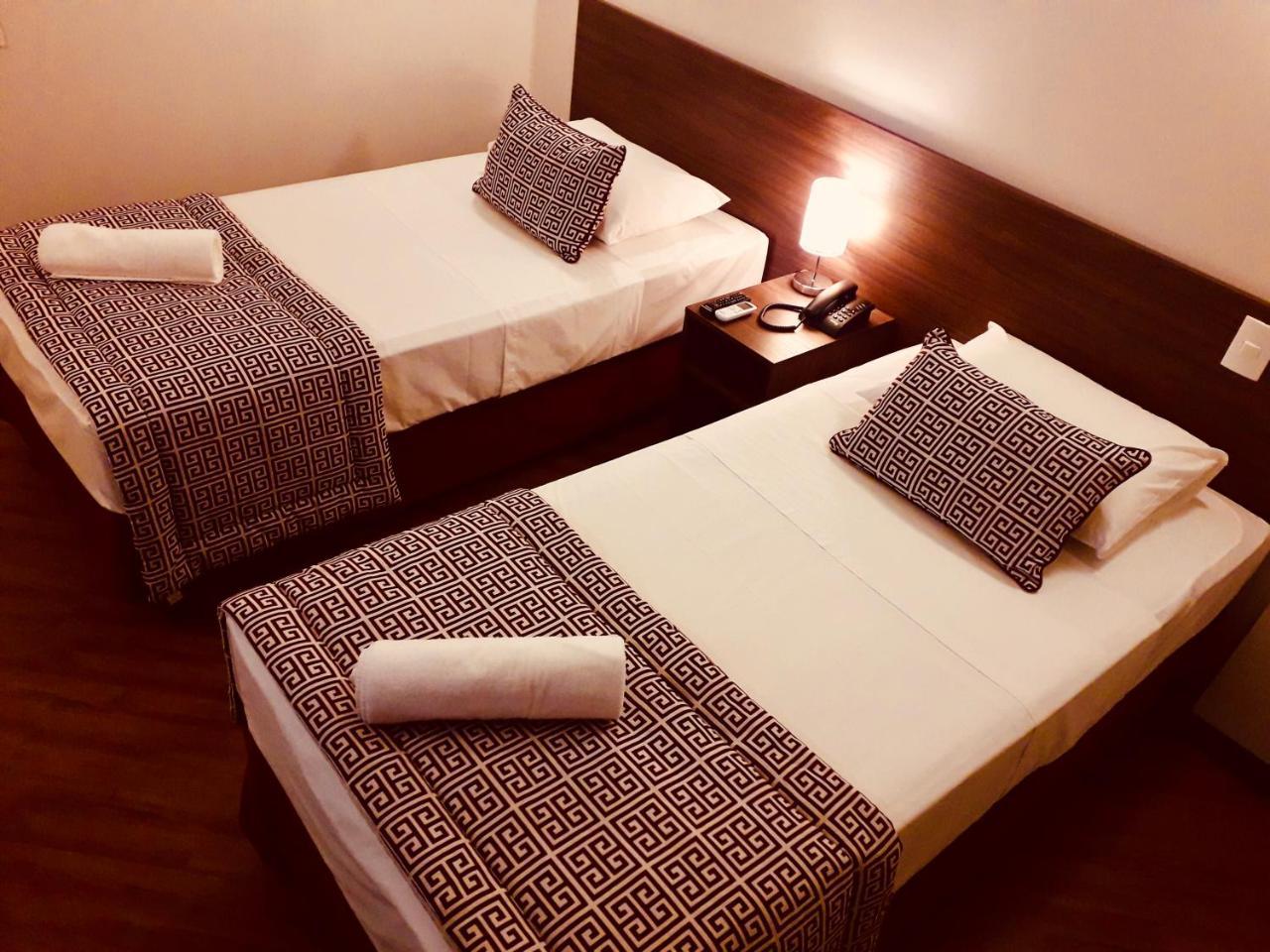 Quarto Deluxe com 2 Camas de Solteiro