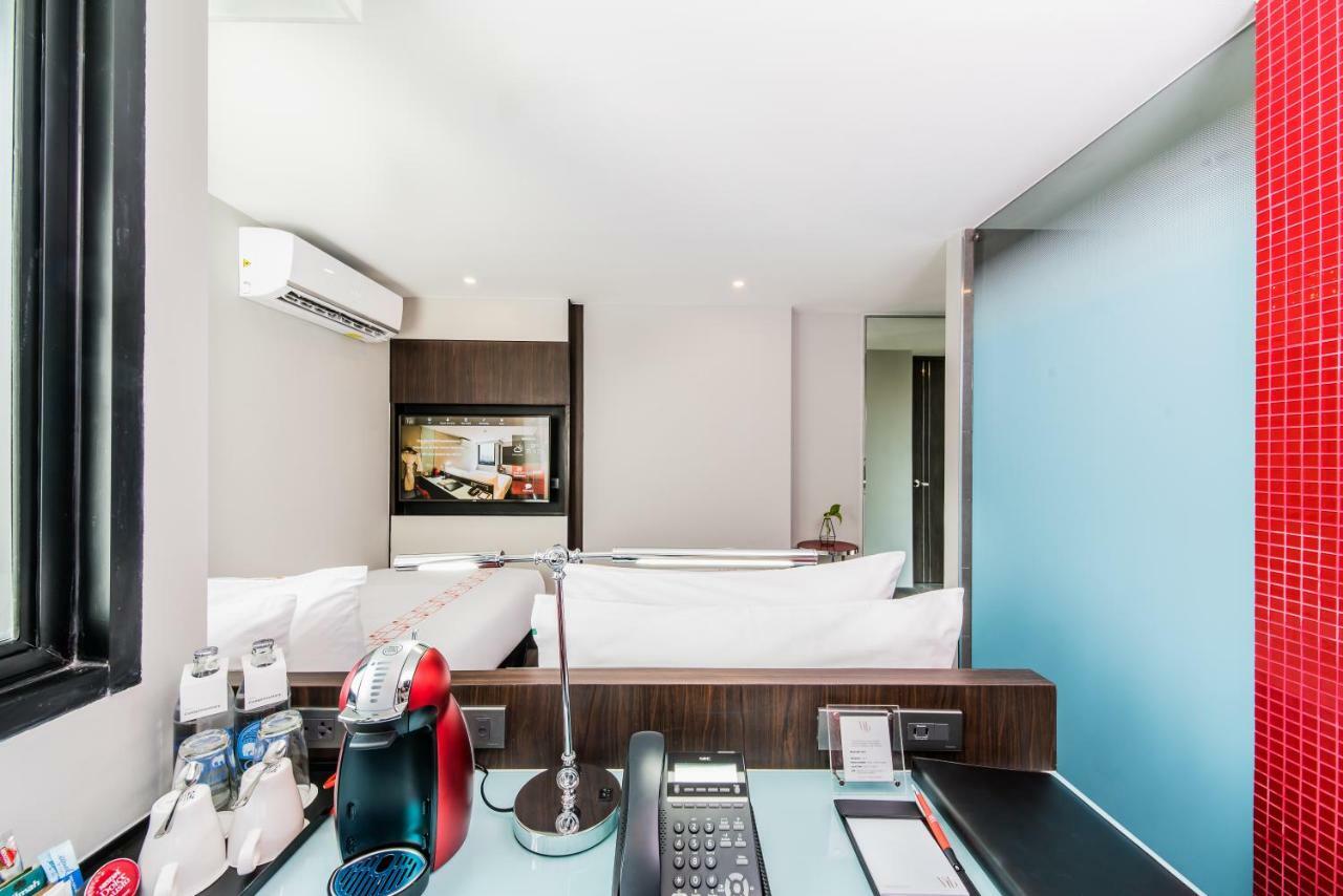 Deluxe Twin Room - Corner Room/Non-Smoking