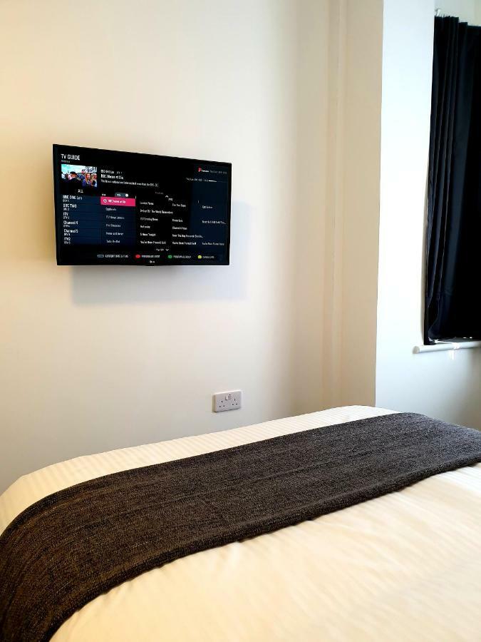 Twin Room with Private Bathroom