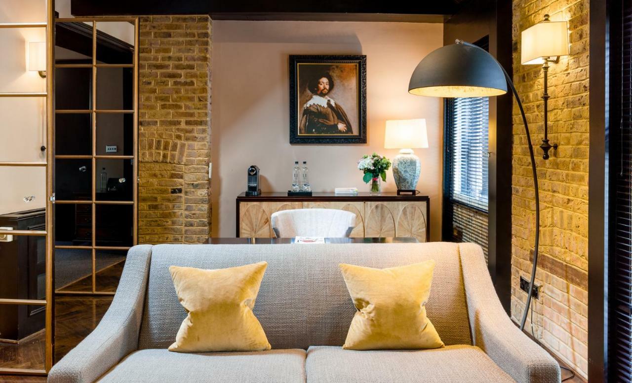 Cadogan Suite at 11 Cadogan Gardens,969283057:JPEG