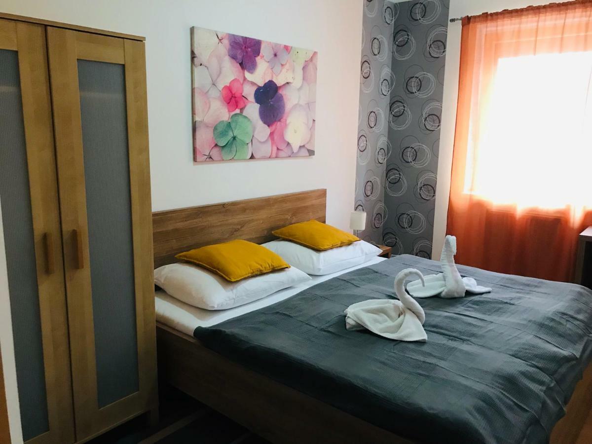Doppelzimmer mit eigenem Bad