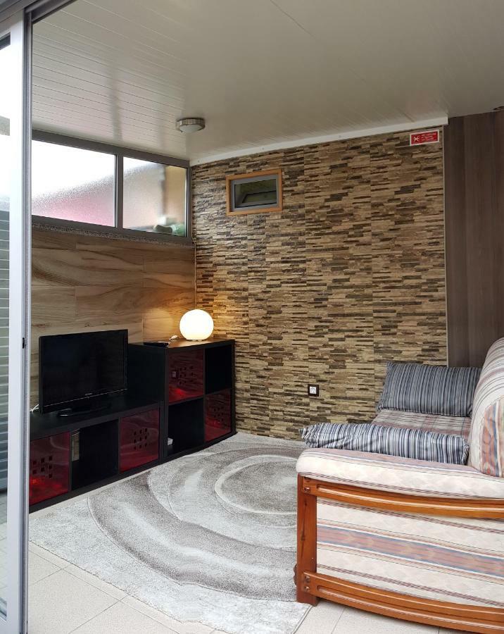 Quarto Duplo com Casa de Banho Partilhada