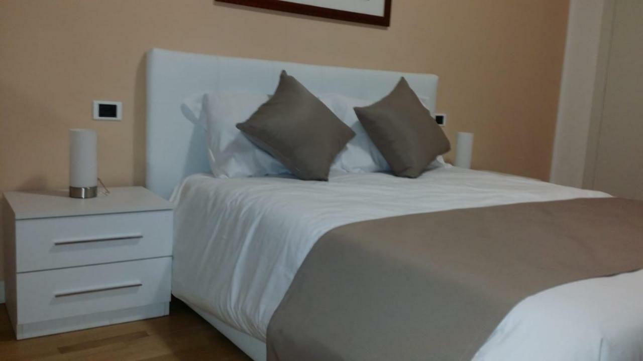 Family Room,870024650:JPEG