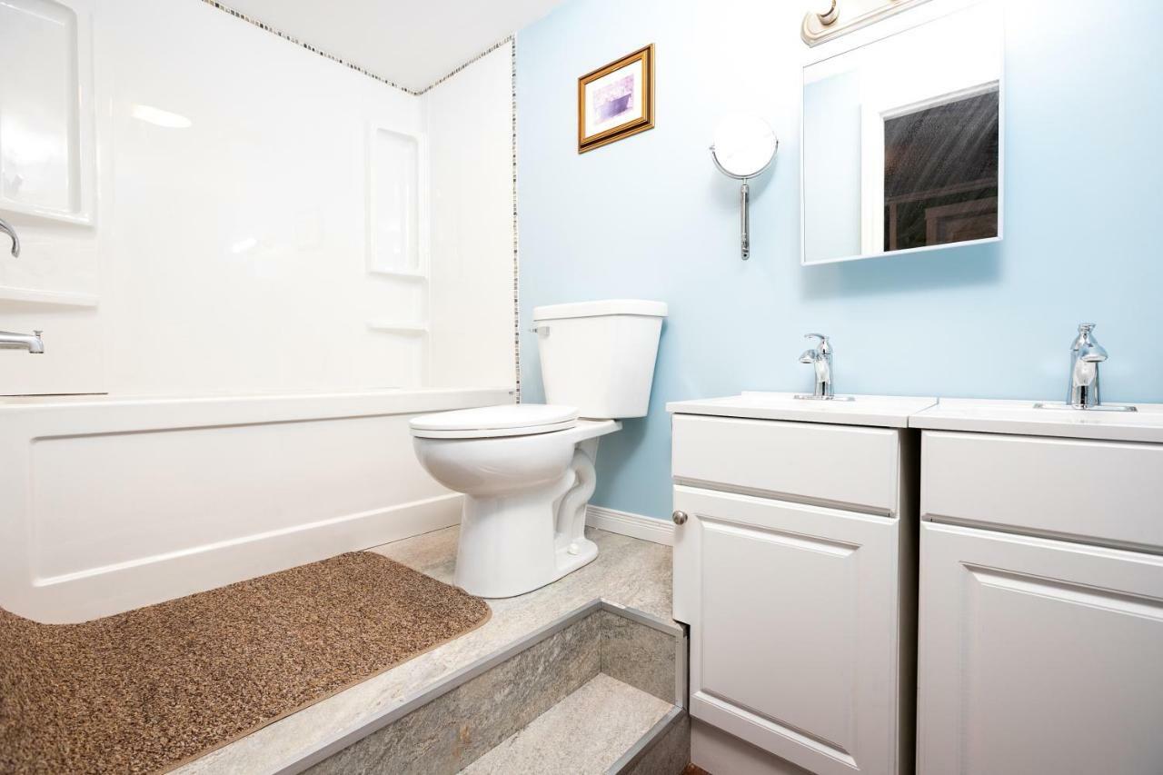 Quadruple Room with External Private Bathroom