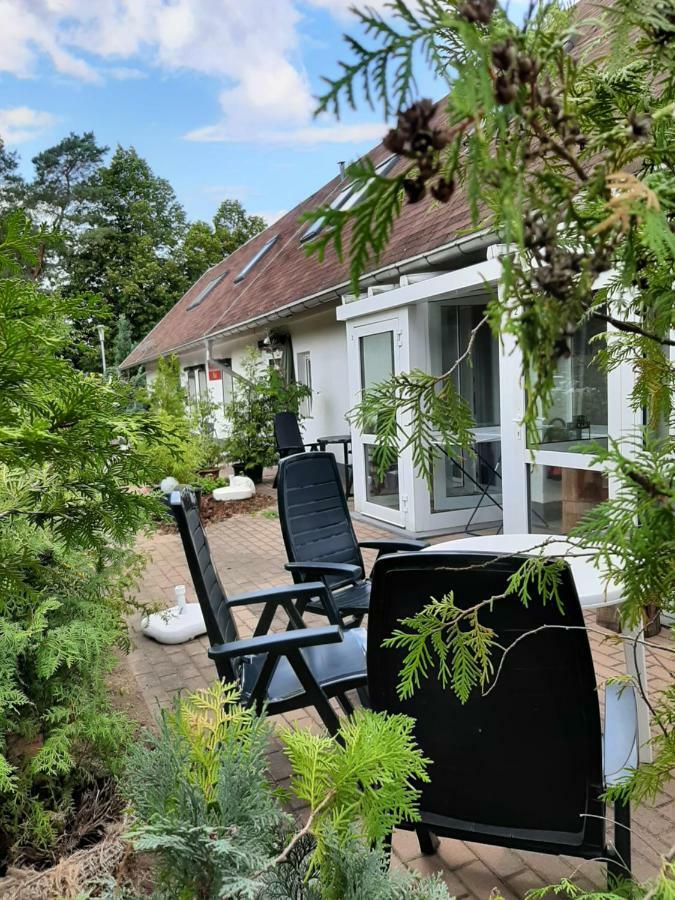 Doppelzimmer mit Gartenblick