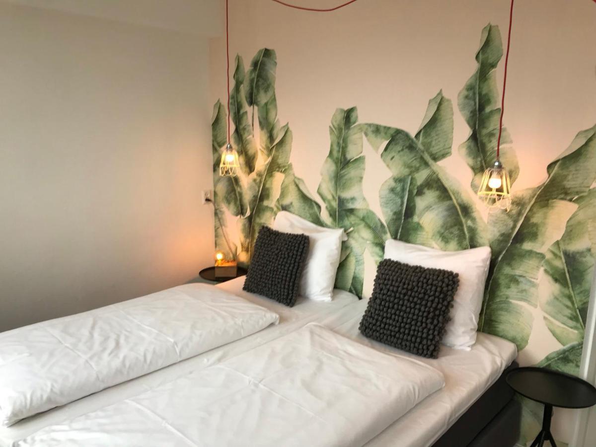 Twin Room,998927241:JPEG