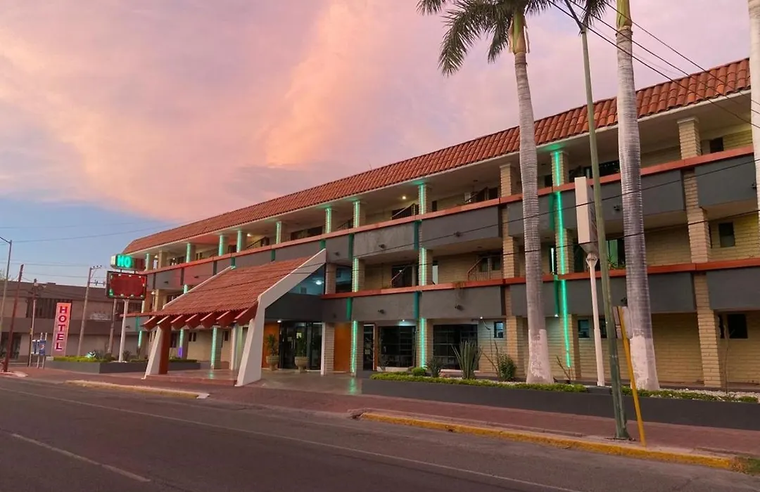 Hotel La Finca-1