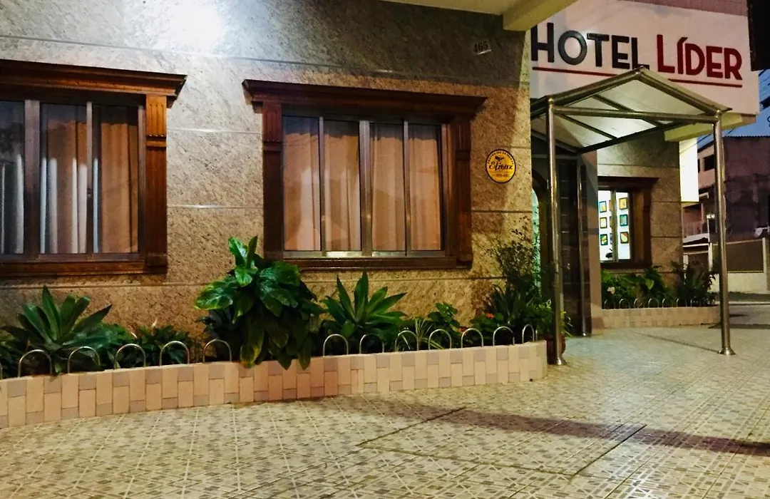 Hotel Líder-1