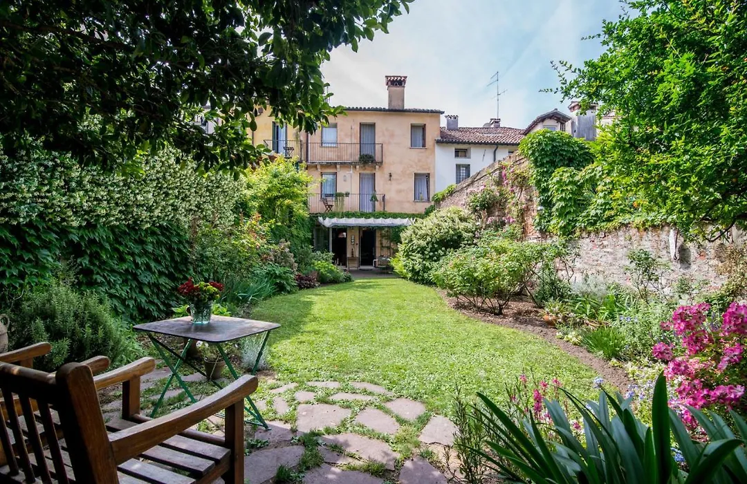 Portico Rosso B&B-1