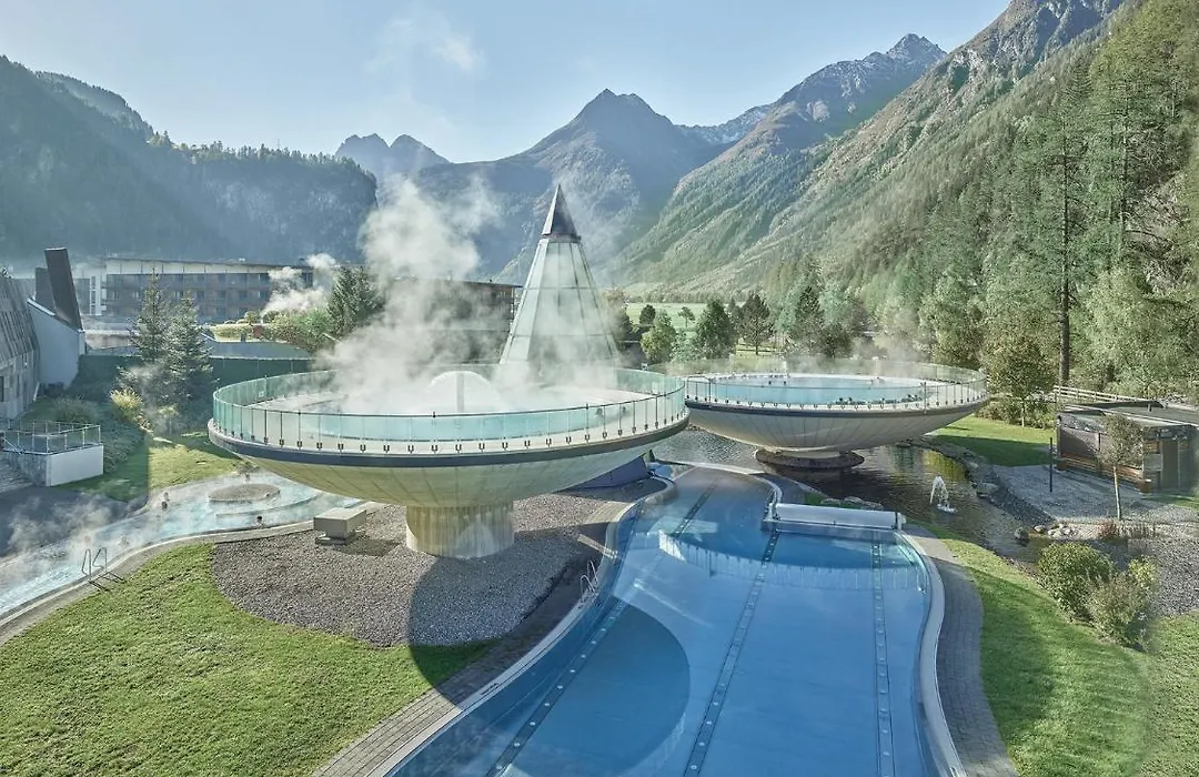 Aqua Dome 4 Sterne Superior Hotel & Tirol Therme Laengenfeld-1