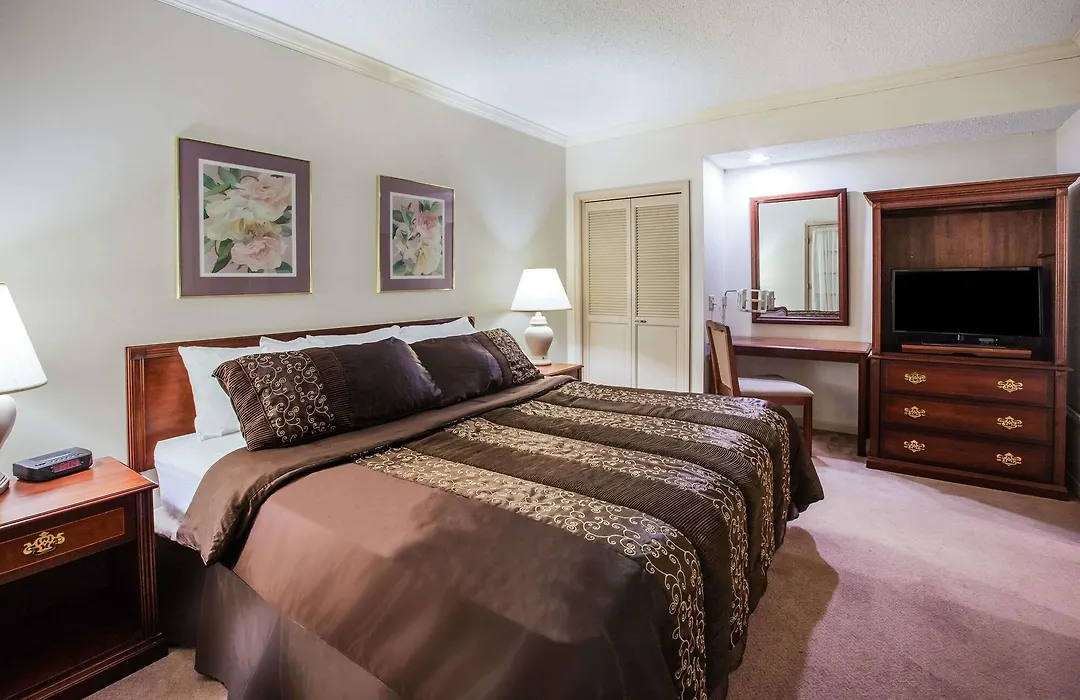 Days Inn By Wyndham Midland-1