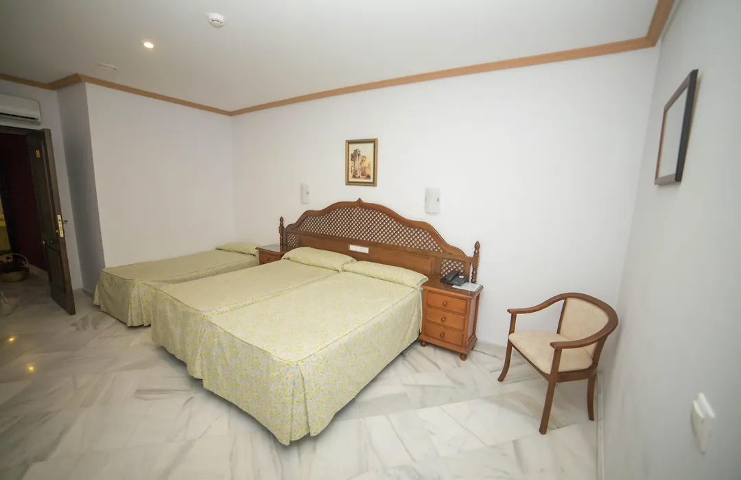Hotel Los Omeyas-1