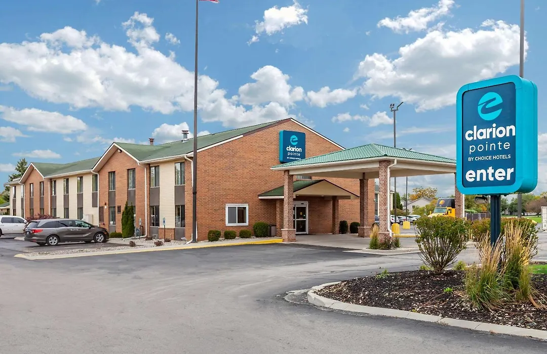 Clarion Pointe Racine - Mount Pleasant-1
