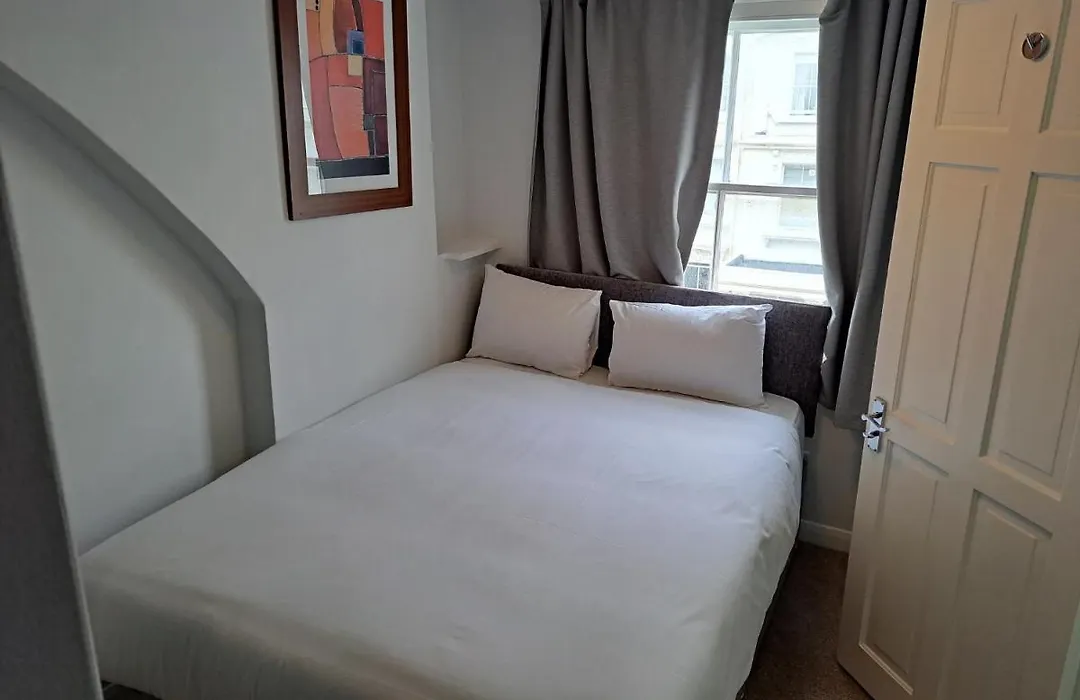 Palace Court Hotel-1