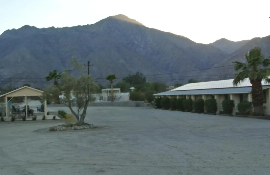 Borrego Springs Motel-1
