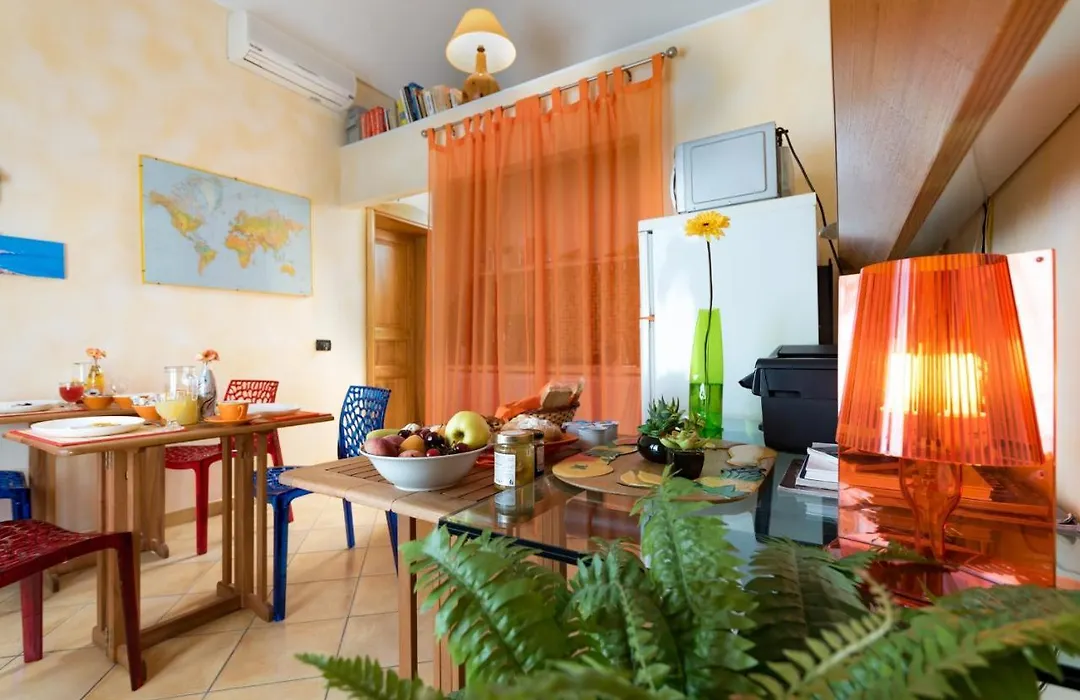 Angolo Arancio Bed&Breakfast-1