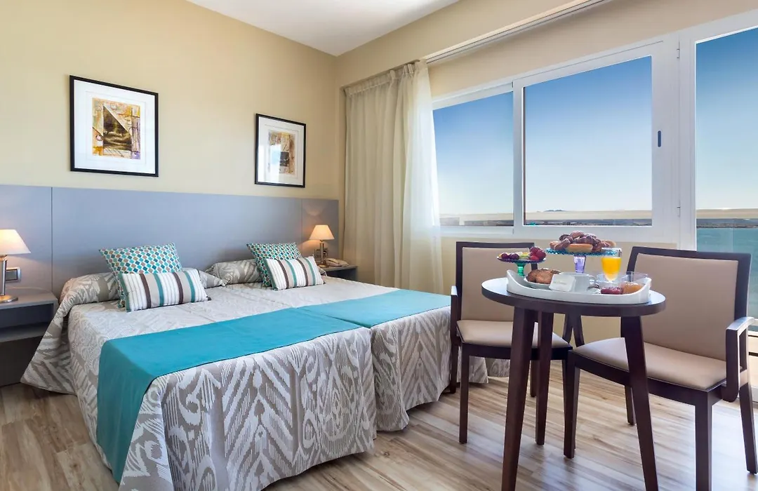 Hotel Izán Cavanna-1