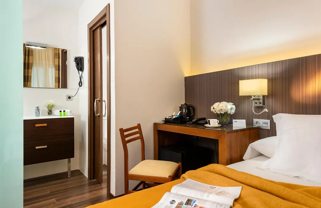 Hotel de Francia y París-1