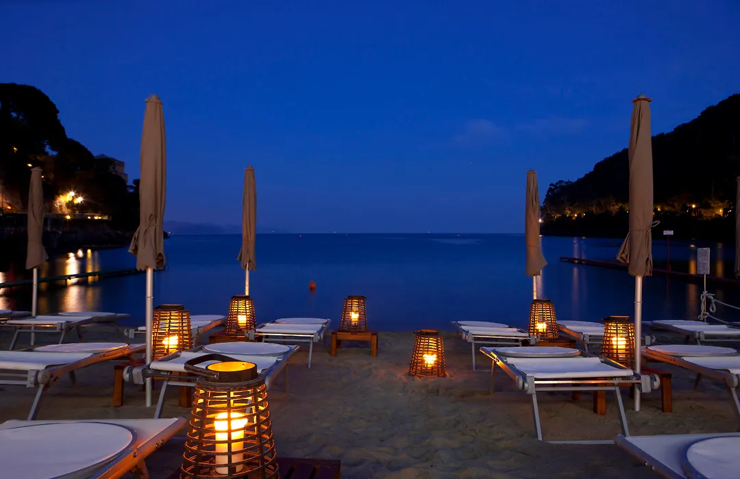 Eight Hotel Paraggi-1
