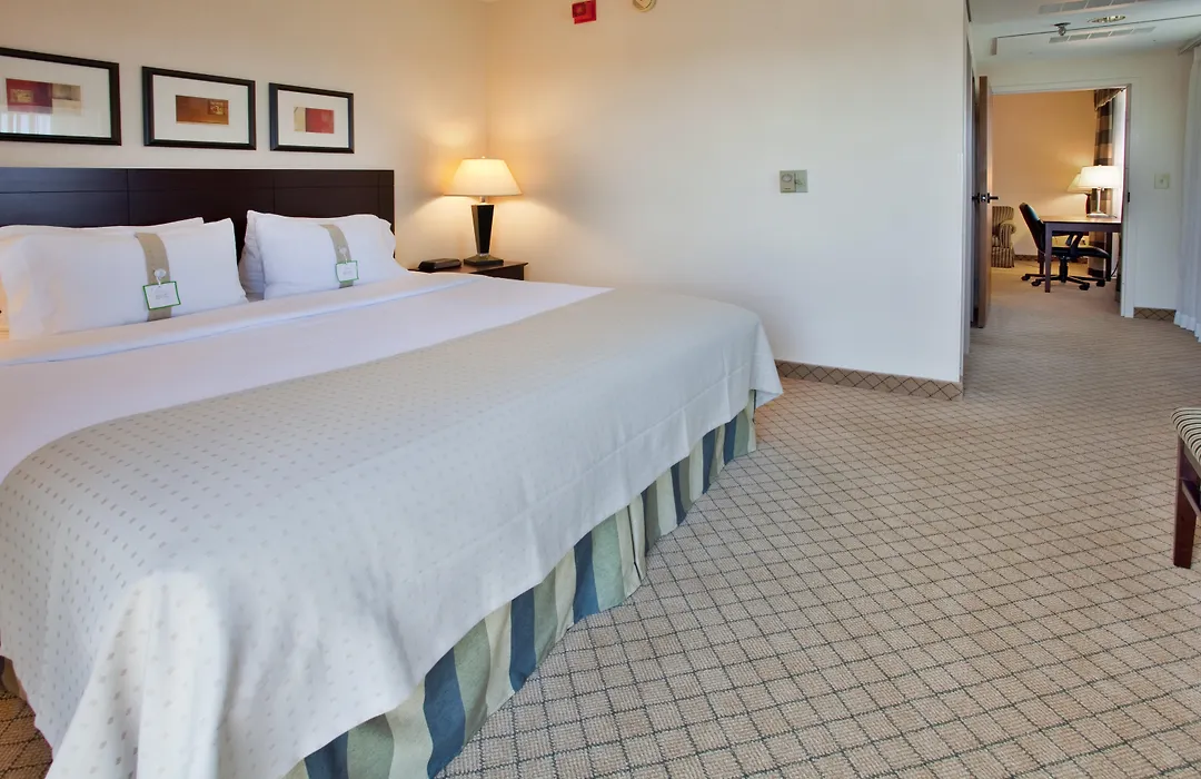 Holiday Inn & Suites Springfield - I-44 By Ihg-1