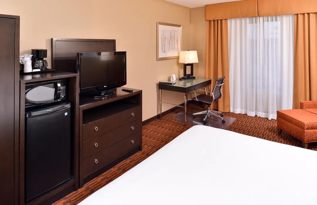 Holiday Inn Express Breezewood By Ihg-1