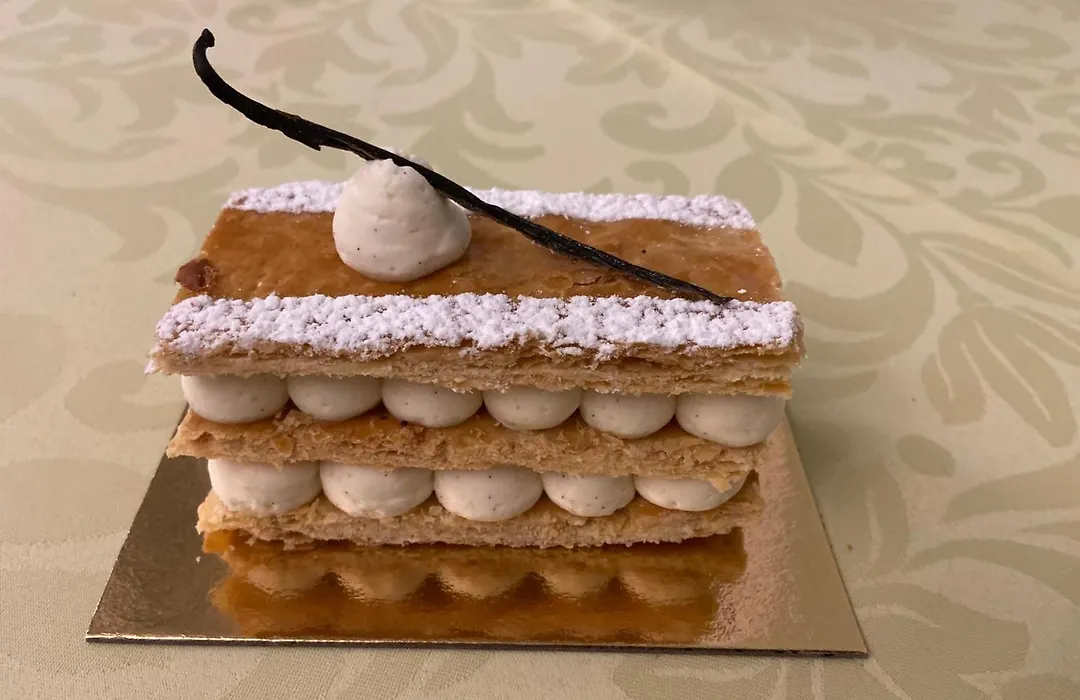 La Chaîne D'or-1