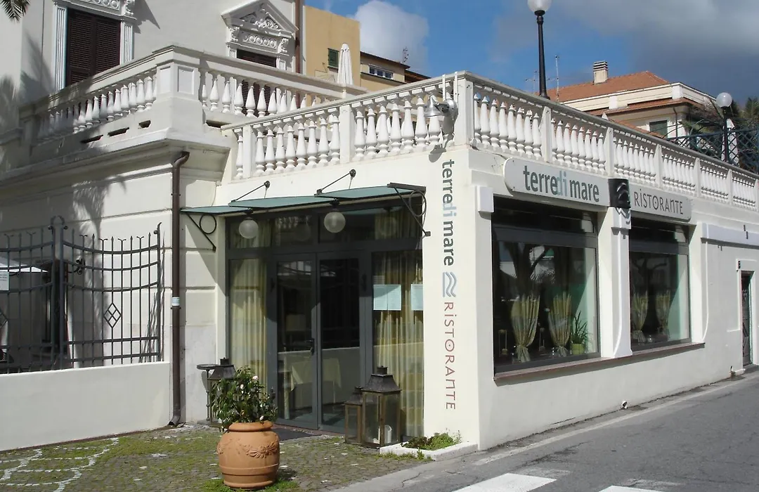 Villa Imperiale Hotel-1
