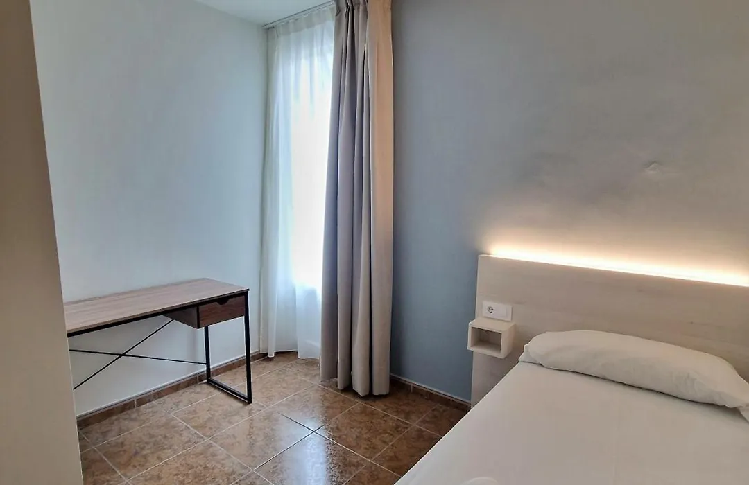 Hostal Rugaca-1