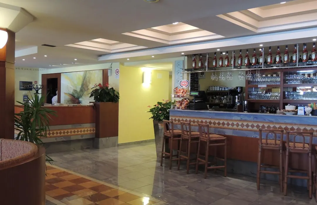 Hotel Ilma Lake Garda Resort-1