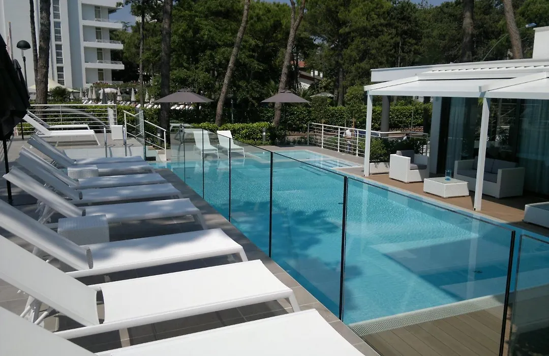 Suite Erica Lignano Hotel-1