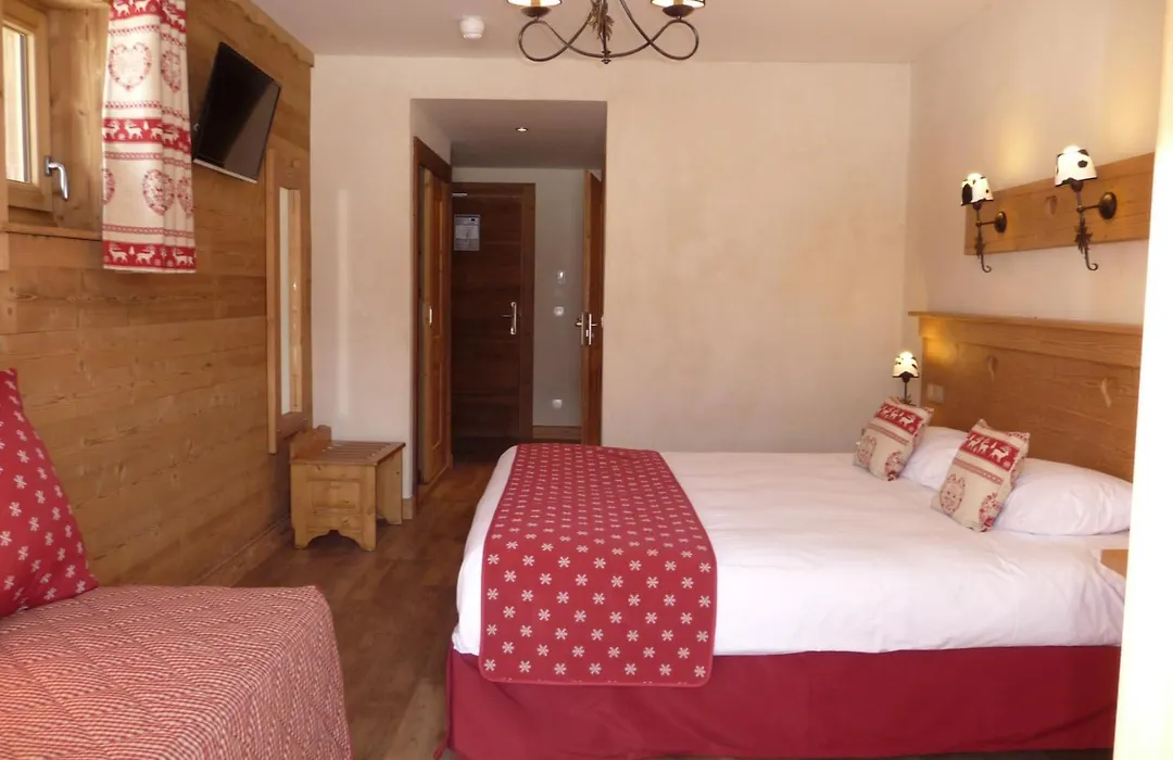 Chalet-Hôtel Le Beausoleil, The Originals Relais (Hotel-Chalet de Tradition)-1
