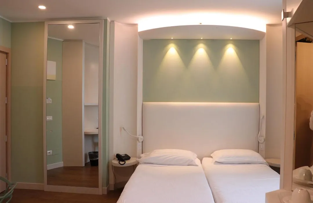 Ark Hotel-1