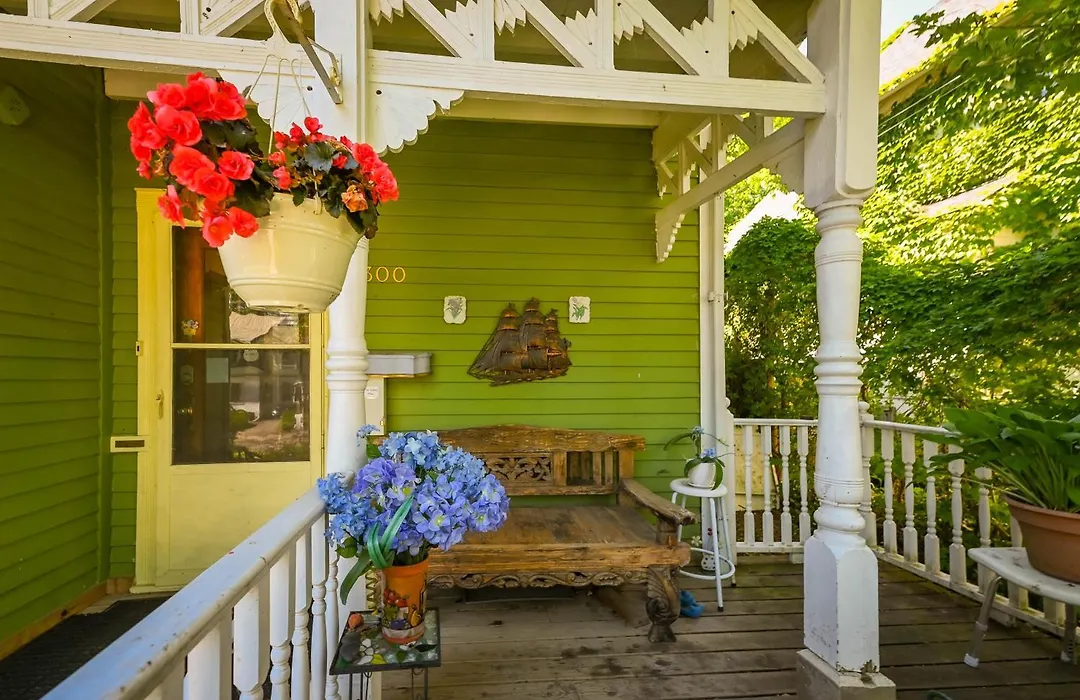 Niagara Inn Bed And Breakfast-1