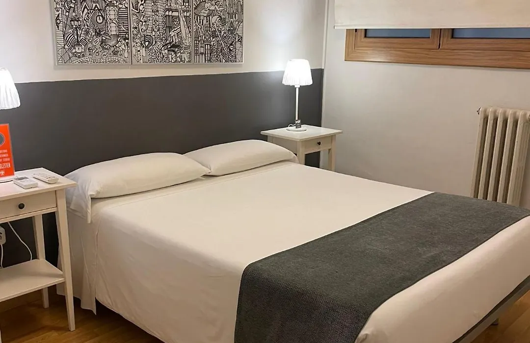 Hostal El Ninot-1
