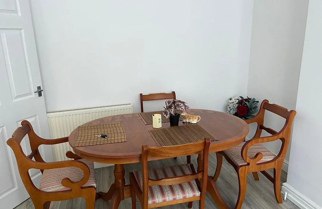 The Coral Guest House 1 Fratton Park Portsmouth-1
