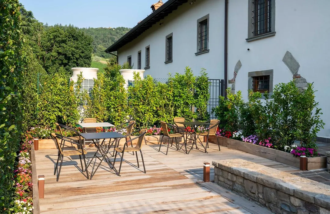 Relais Villa Carrara-1