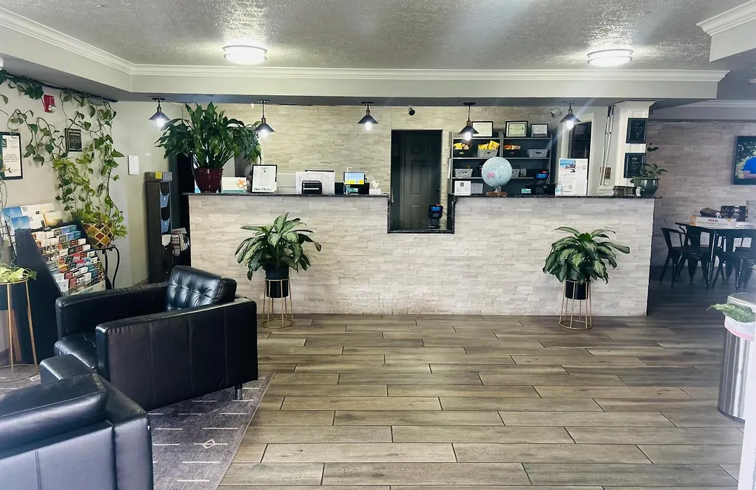 Quality Inn Central Roseburg-1