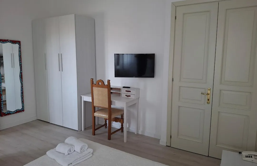 Hotel Moderno-1